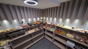 Free daily buffet breakfast  - Hotel Agan (Istanbul)