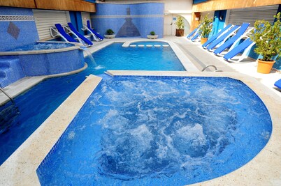 Apartamentos Maurici Park