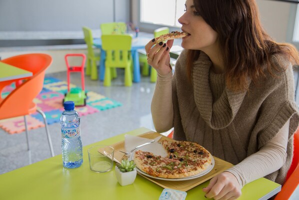 Dining - B&B Hotel Girona 2  (Salt)