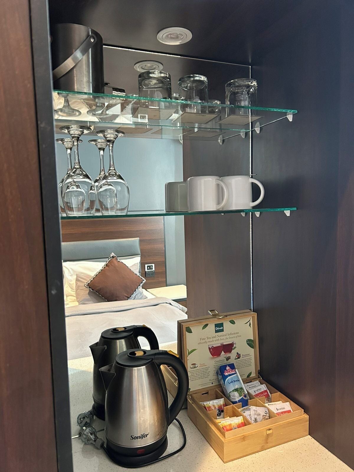 deluxe premium room | 1 bedroom, soundproofing, free wifi, bed sheets