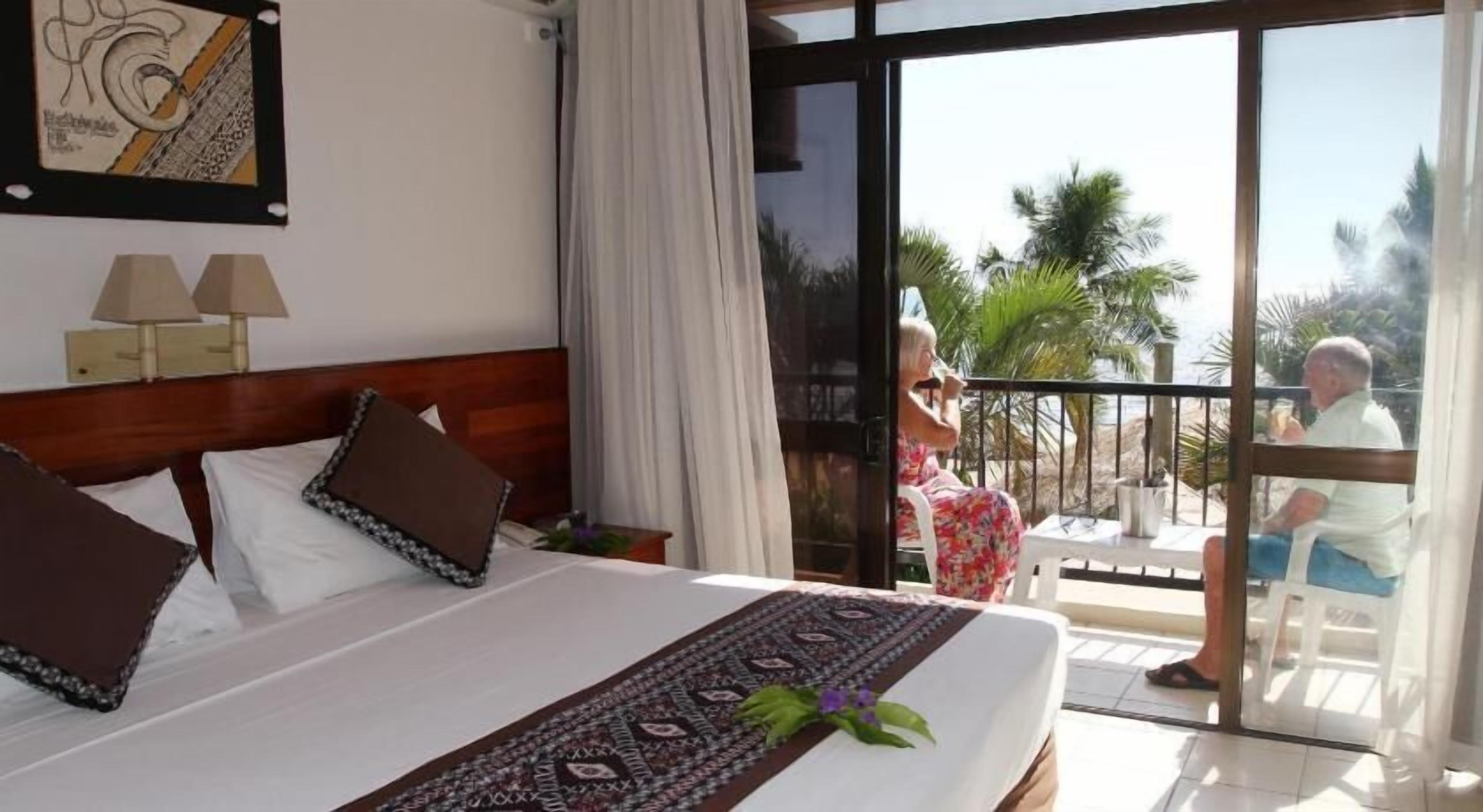 隔音、免费 WiFi、床单