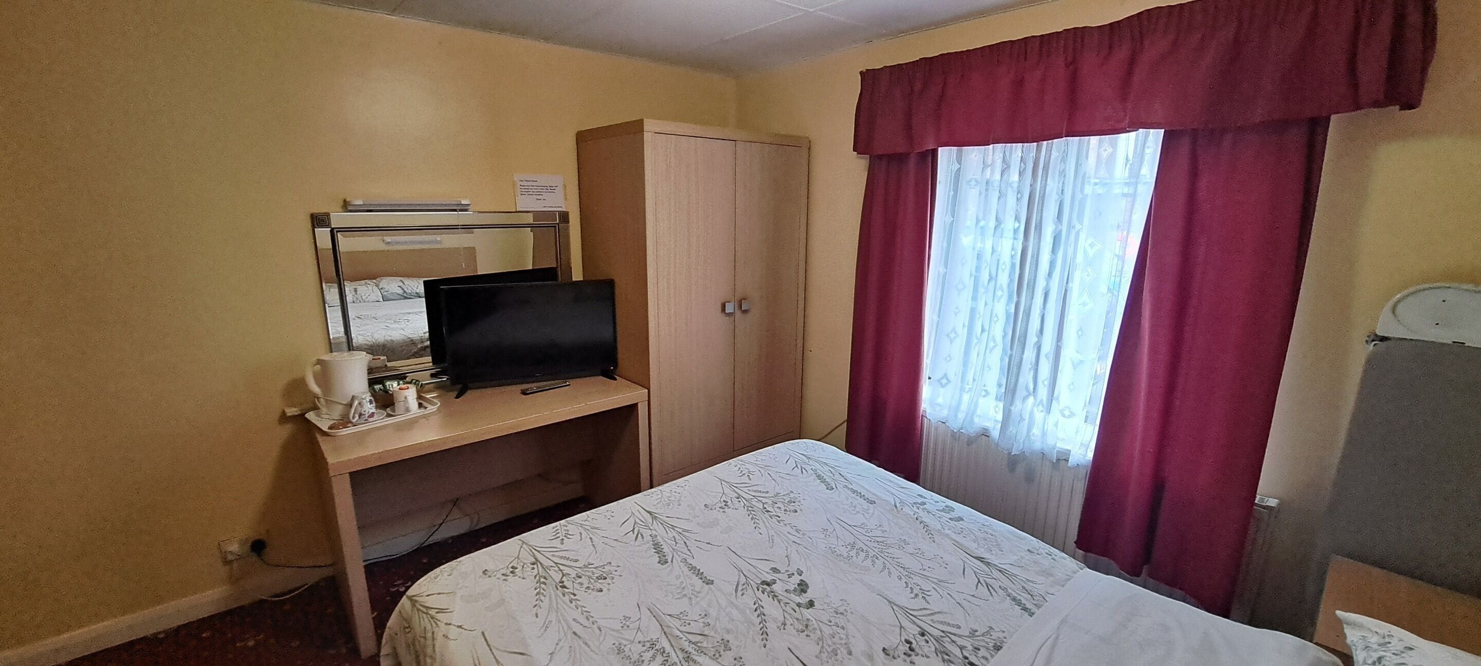 Desk, iron/ironing board, free WiFi