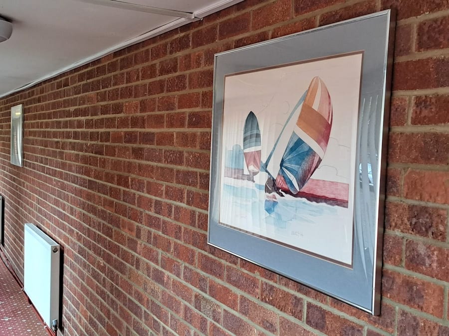 Skrivbord, strykjärn/strykbräda och gratis wi-fi