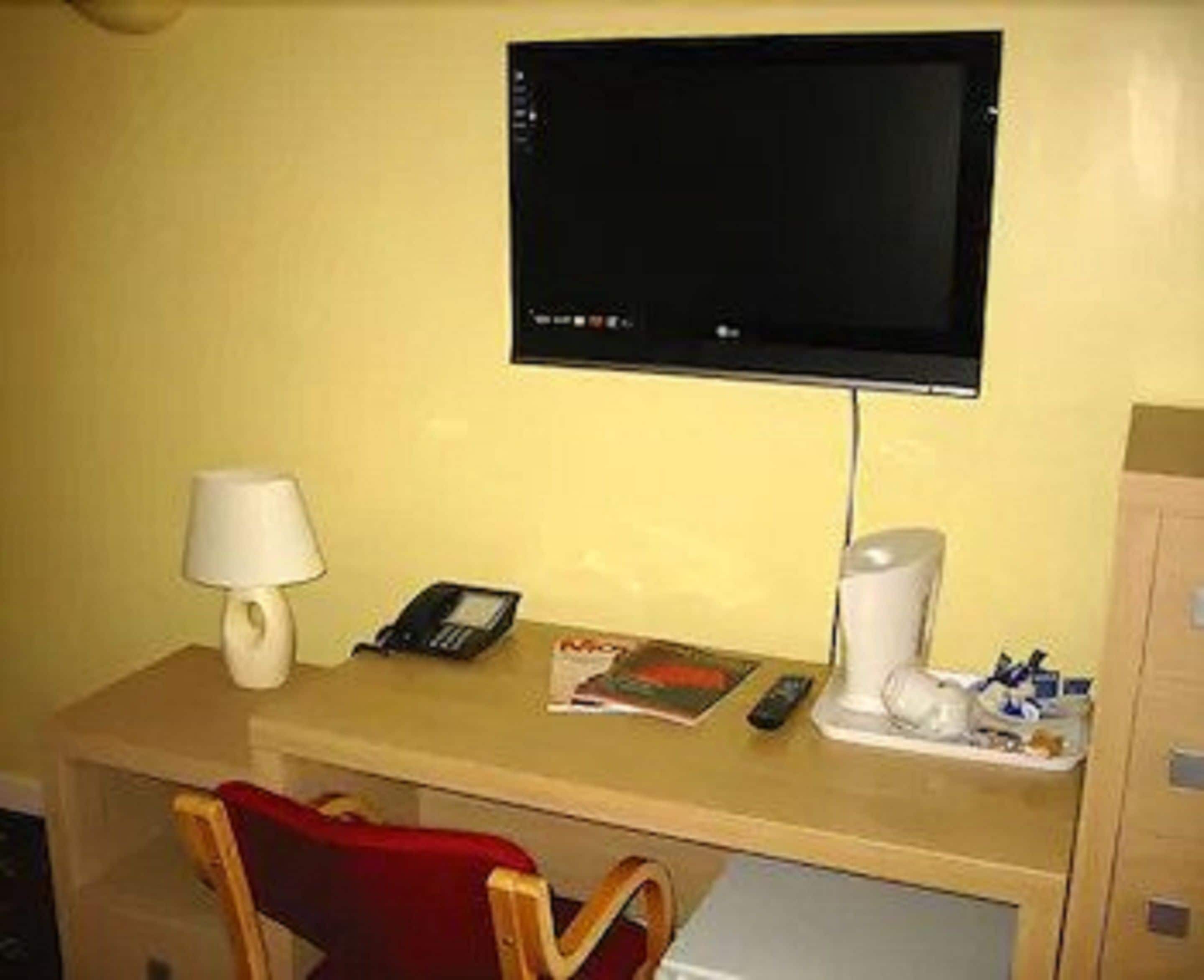 standard single room, 1 single bed | desk, iron/ironing board, free wifi