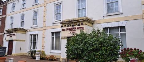 Desk, iron/ironing board, free WiFi