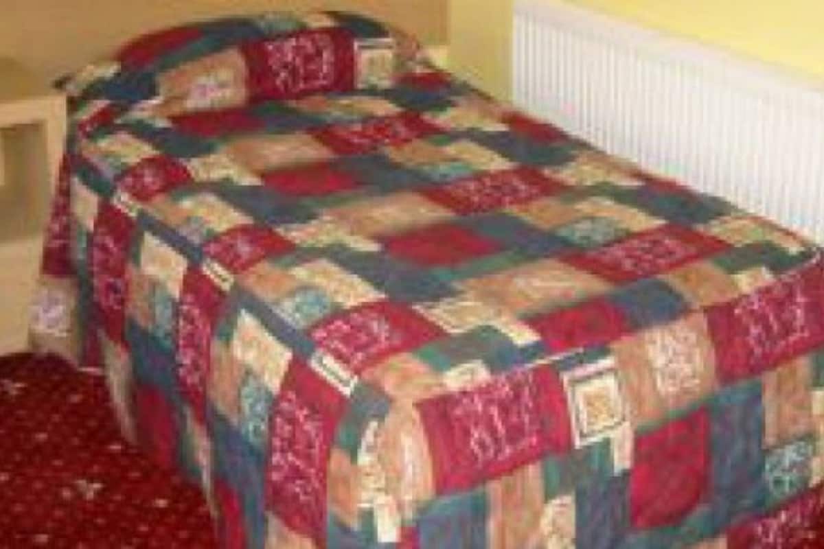 standard single room, 1 single bed | desk, iron/ironing board, free wifi