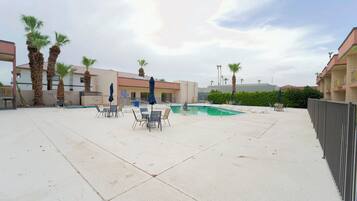 Outdoor pool, sun loungers