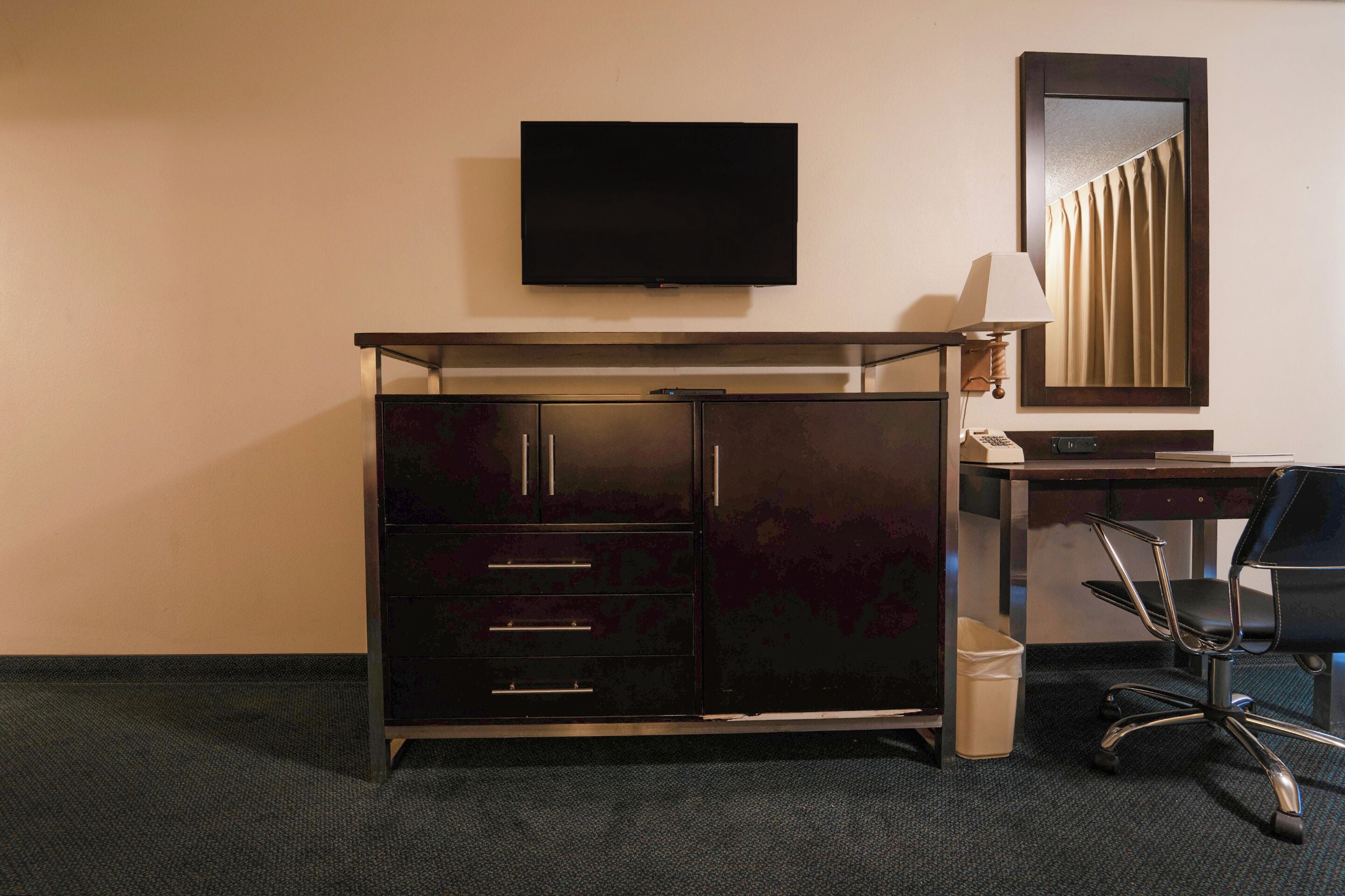 Ropa de cama de alta calidad y escritorio 