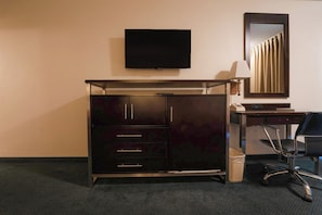 Luxe beddengoed, een bureau, een strijkplank/strijkijzer, gratis wifi