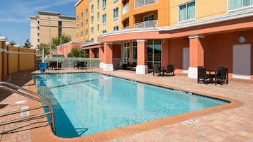 Piscina a l'aire lliure