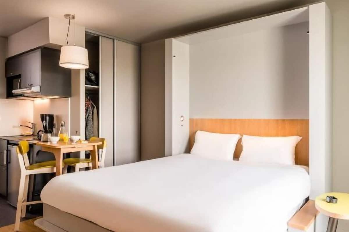 Literie de qualité supérieure, bureau, chambres insonorisées