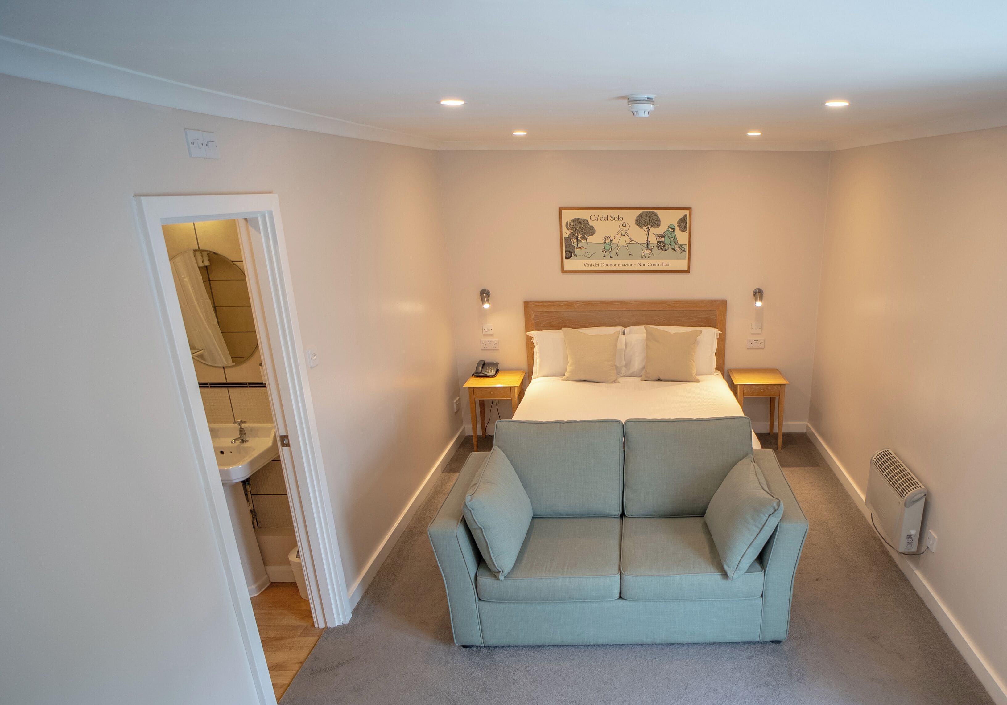 Chambre Double Standard, balcon | Bureau, espace de travail pour ordinateur portable