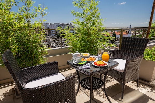 Luxury Suite, Terrace