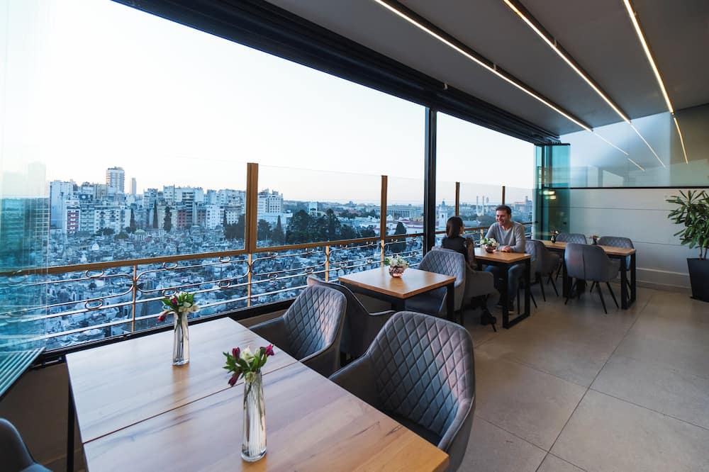 Urban Suites Recoleta Boutique Hotel