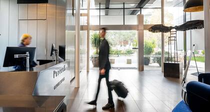 Peppers Gallery Hotel Canberra