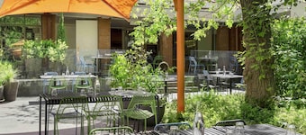 Peppers Gallery Hotel Canberra