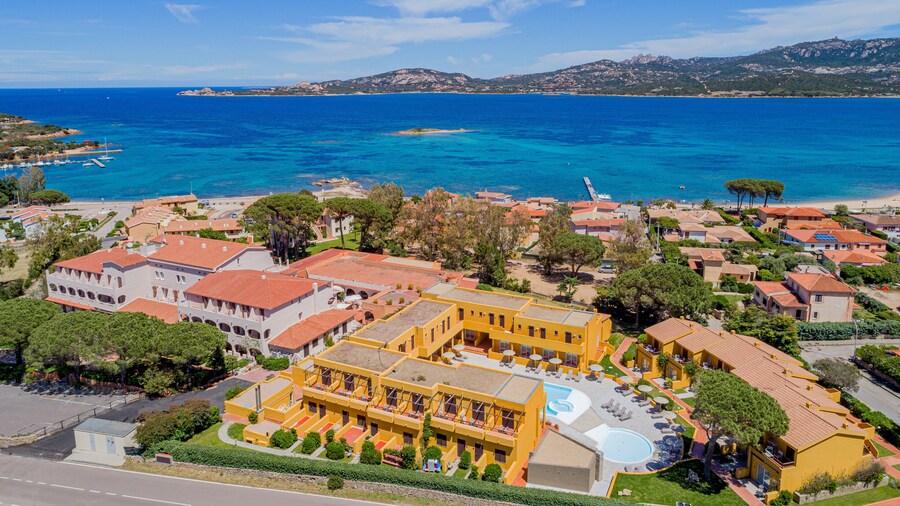 Blu Hotel Laconia Village