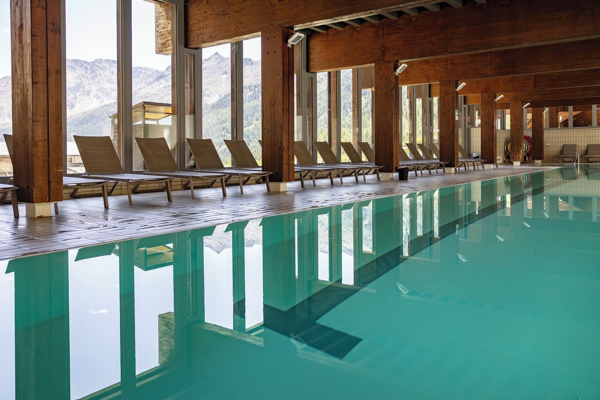 Una piscina techada