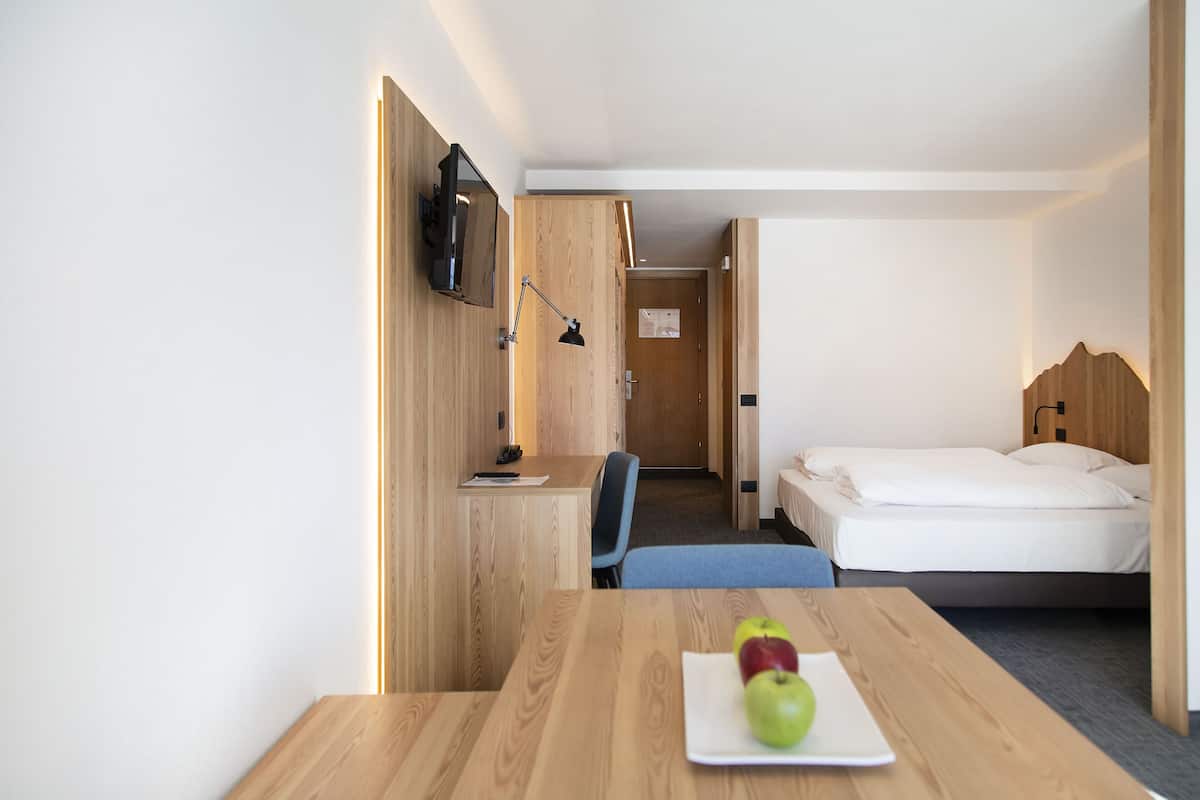 Family Room | In-room safe, desk, cribs/infant beds, free WiFi