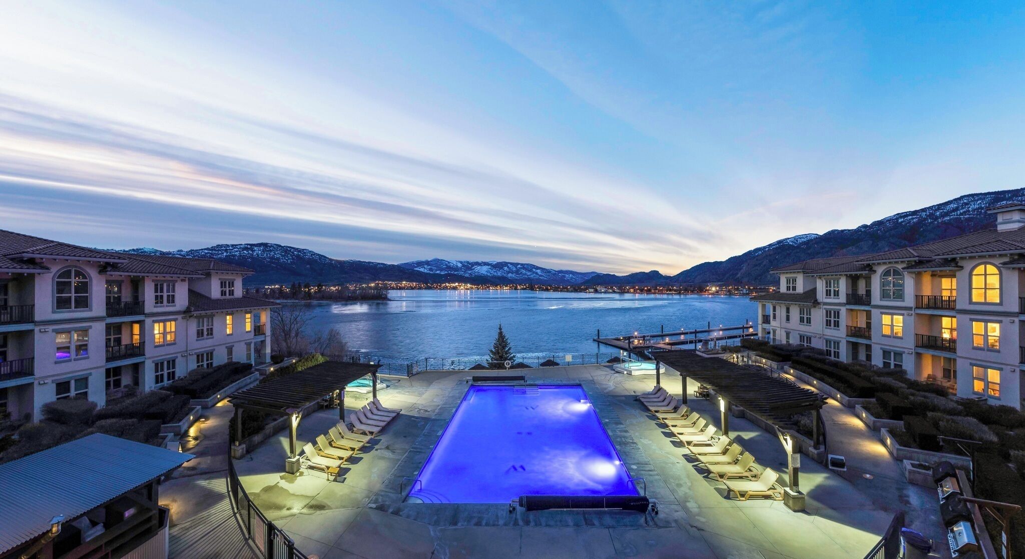 outdoor pool, pool loungers