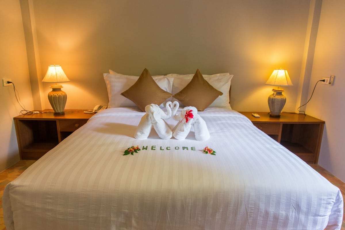 Ropa de cama de alta calidad y minibar