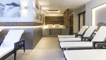 Sauna, baño de vapor y masajes