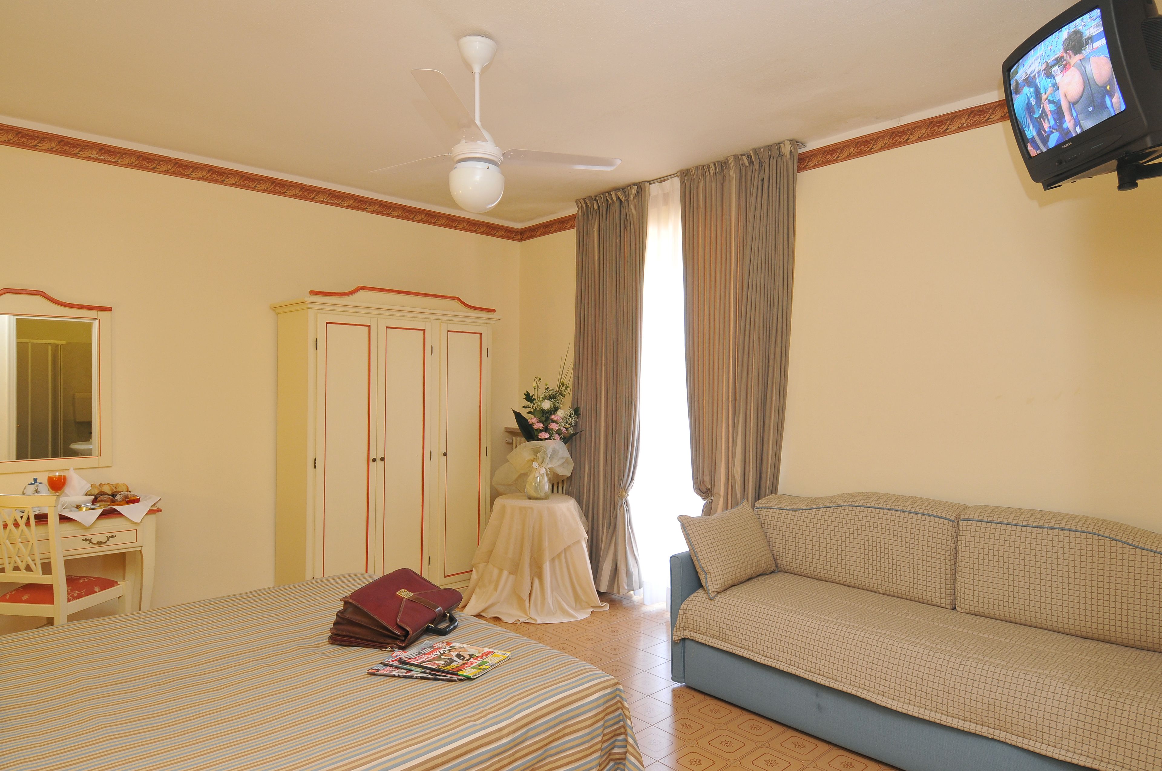 superior double or twin room | frette italian sheets, in-room safe, desk, cots/infant beds