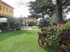Garden - La Quiete Park Hotel (Manerba del Garda)