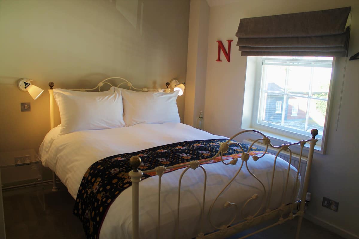 Comfort Double Room, Ensuite (Small Double) | 1 bedroom, premium bedding, individually decorated