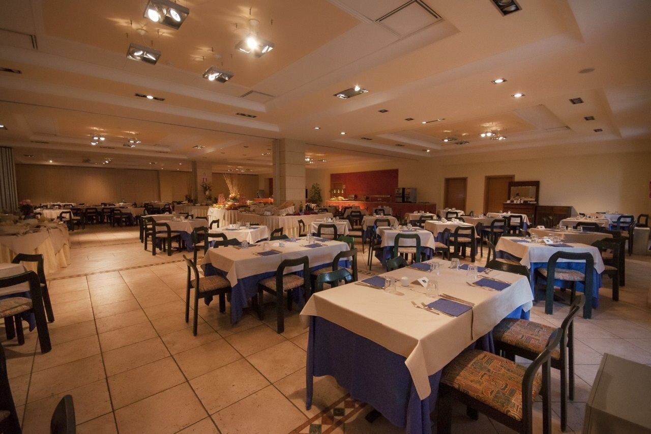 Frühstück und Abendessen