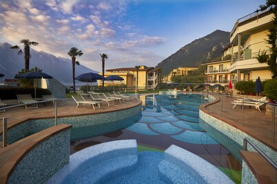 Hotel Royal Village