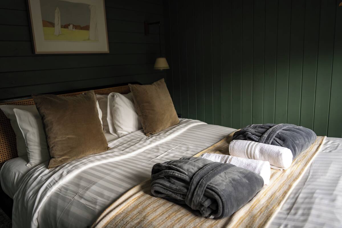 Double Room | Premium bedding, down duvets, in-room safe, iron/ironing board