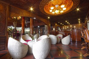 Serves breakfast, lunch, and dinner - Majestic Oriental Hotel (Siem Reap)