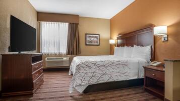 Suite, 1 King Bed, Non Smoking, Refrigerator & Microwave | Desk, blackout drapes, iron/ironing board, free WiFi