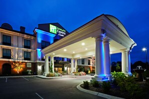 Exterior - Holiday Inn Express Mt. Juliet by IHG (Mount Juliet)