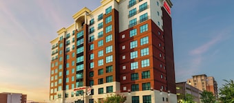Hampton Inn & Suites National Harbor - Alexandria Area