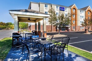 Área de parrillas y picnic