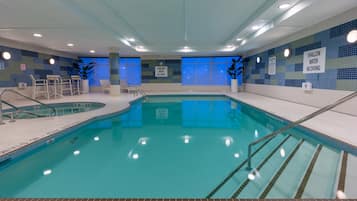 Indoor pool, pool loungers