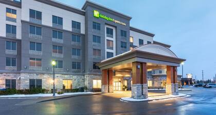 Holiday Inn Express & Suites Vaughan-Southwest by IHG