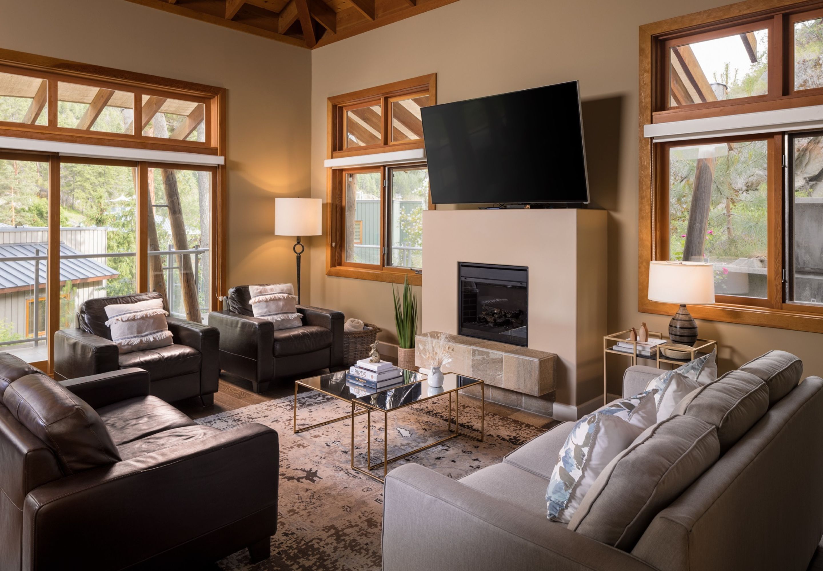 three bedroom south bay villa | living area | 32-inch flat-screen tv with cable channels, tv, dvd player