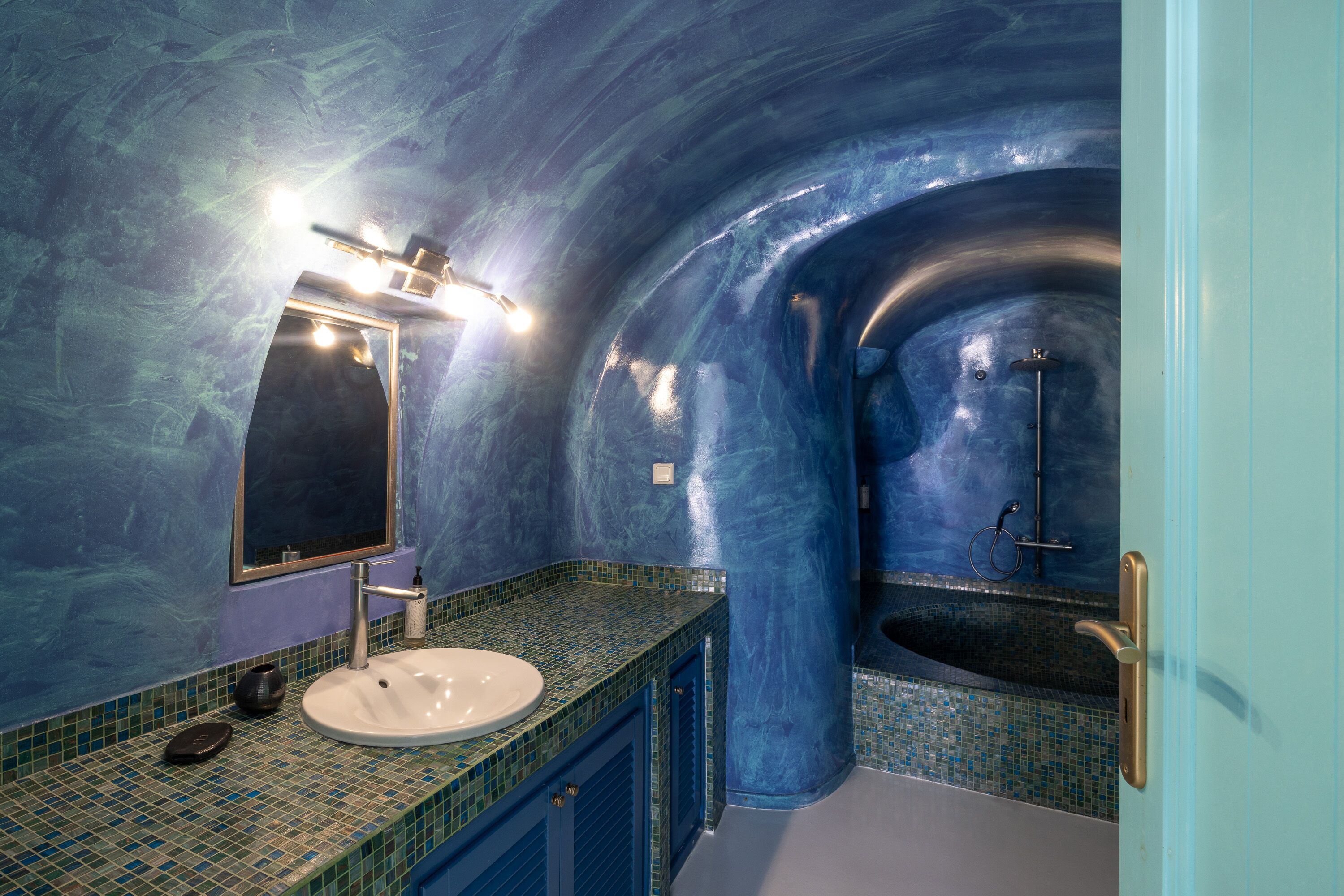 suite (nefeli) | 1 bedroom, egyptian cotton sheets, premium bedding, memory-foam beds