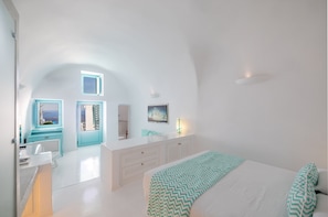 Suite (Nefeli) | Egyptian cotton sheets, premium bedding, memory foam beds, minibar