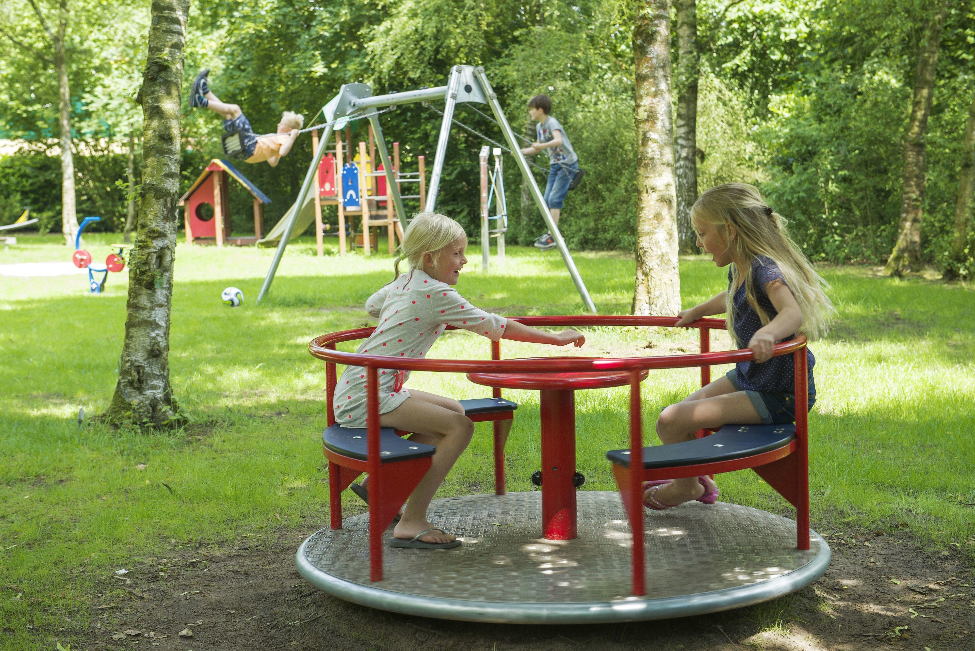children’s play area – outdoor