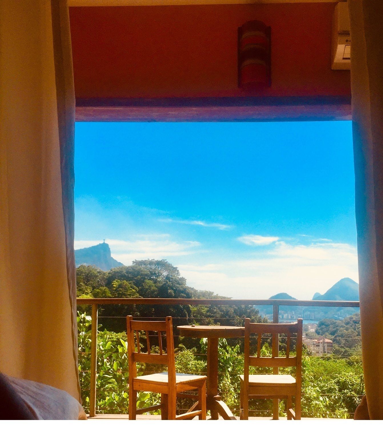 deluxe suite (*two*) | balcony