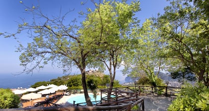 Hotel Prestige