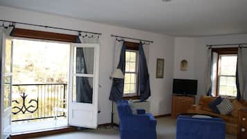 TV, DVD player