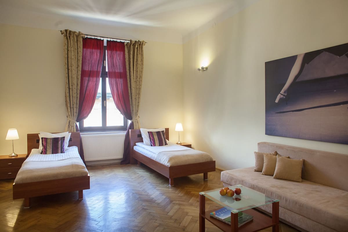 1 bedroom, in-room safe, iron/ironing board (on request)