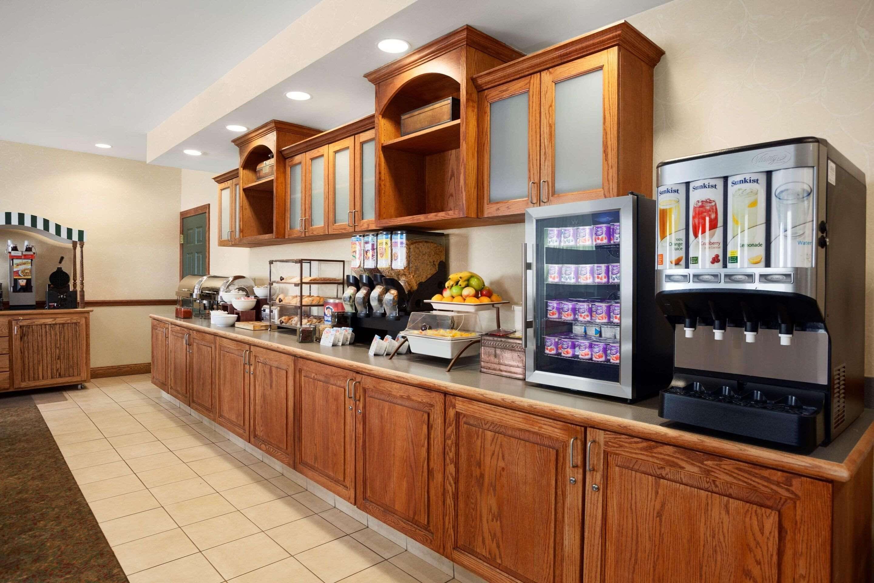 Photo - Country Inn & Suites by Radisson, Ithaca, NY