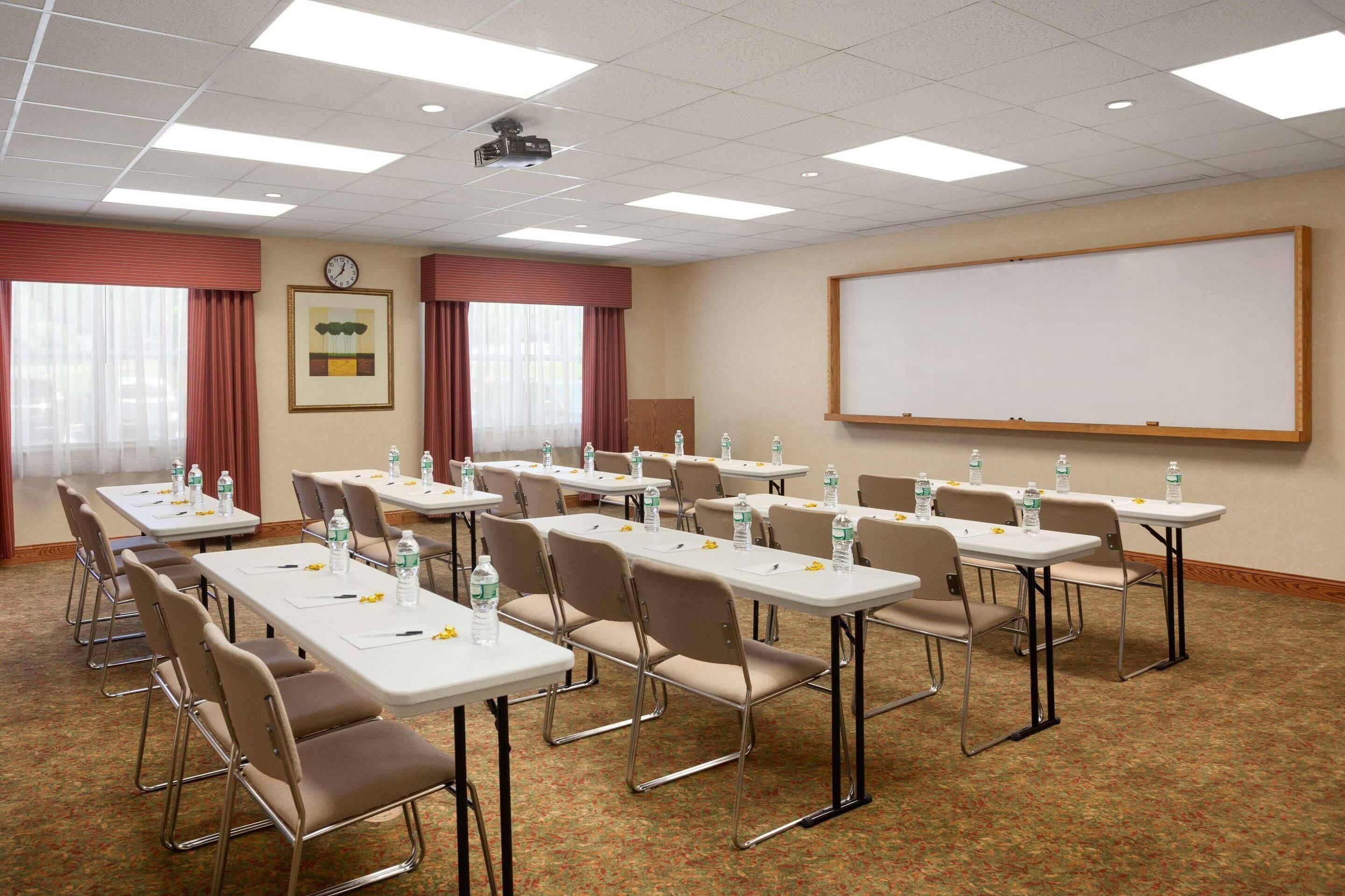Foto - Country Inn & Suites by Radisson, Ithaca, NY