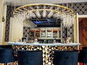 Bar (en la propiedad)